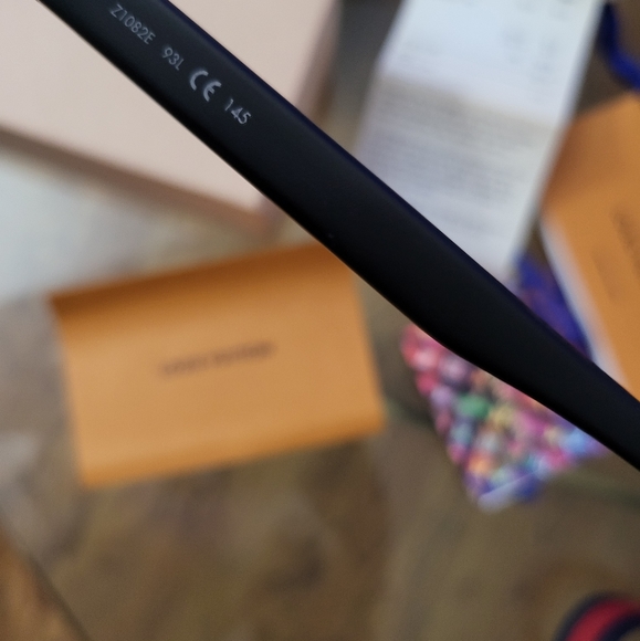 Authentic Louis Vuitton Waimea Sunglasses - Picture 11 of 12